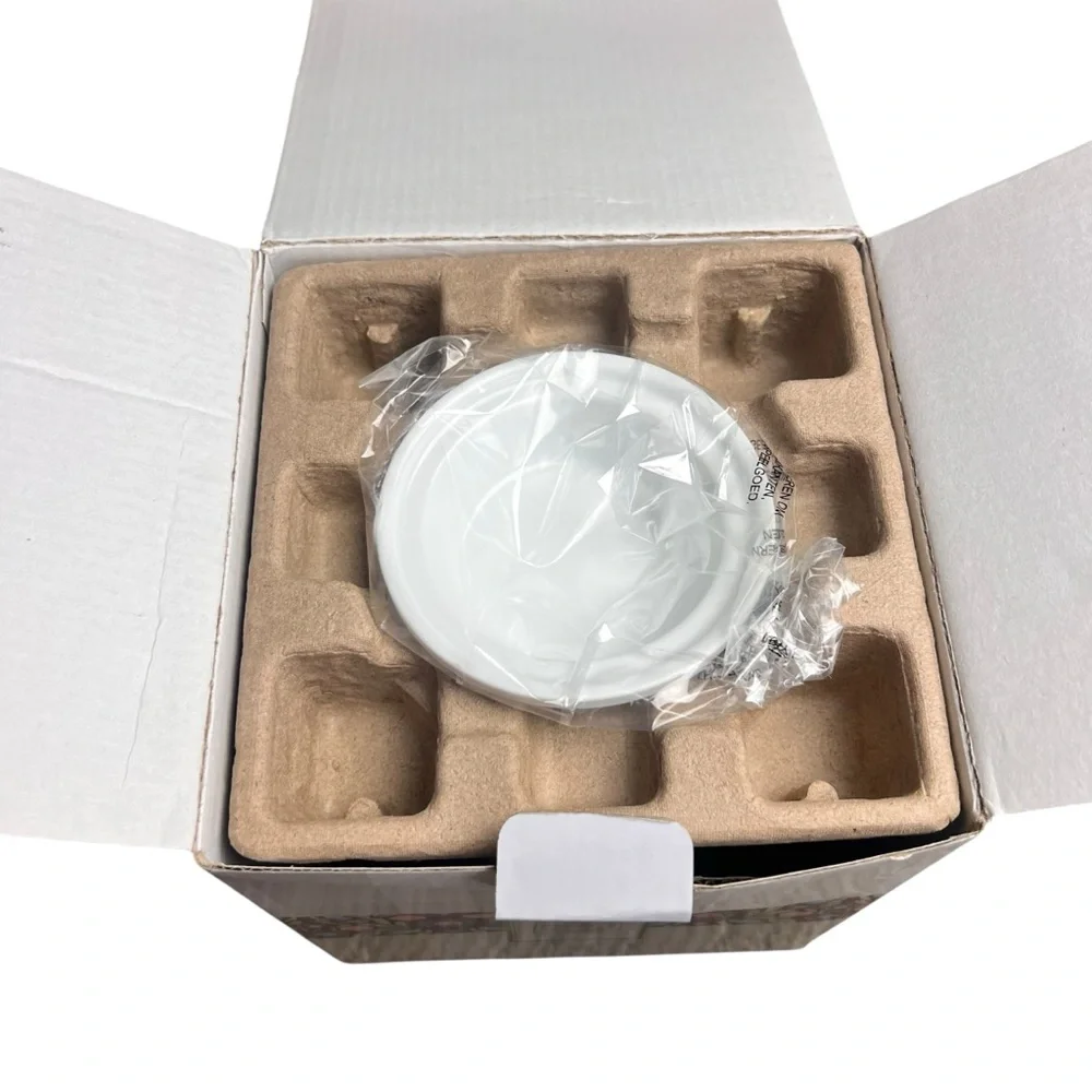 Scentsy NEW Kindness Scented Wax Warmer‎ in White